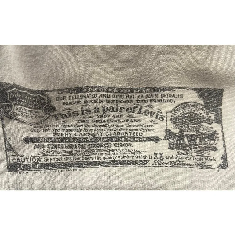 Levi 501 XX  Men's 42x32 2006‎ Blue  Denim Button Fly Jeans